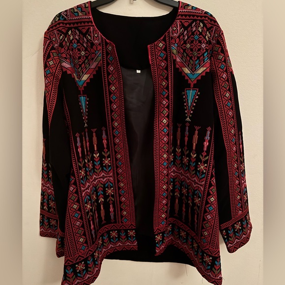 Palestinian Embroidered blazer - Picture 2 of 6